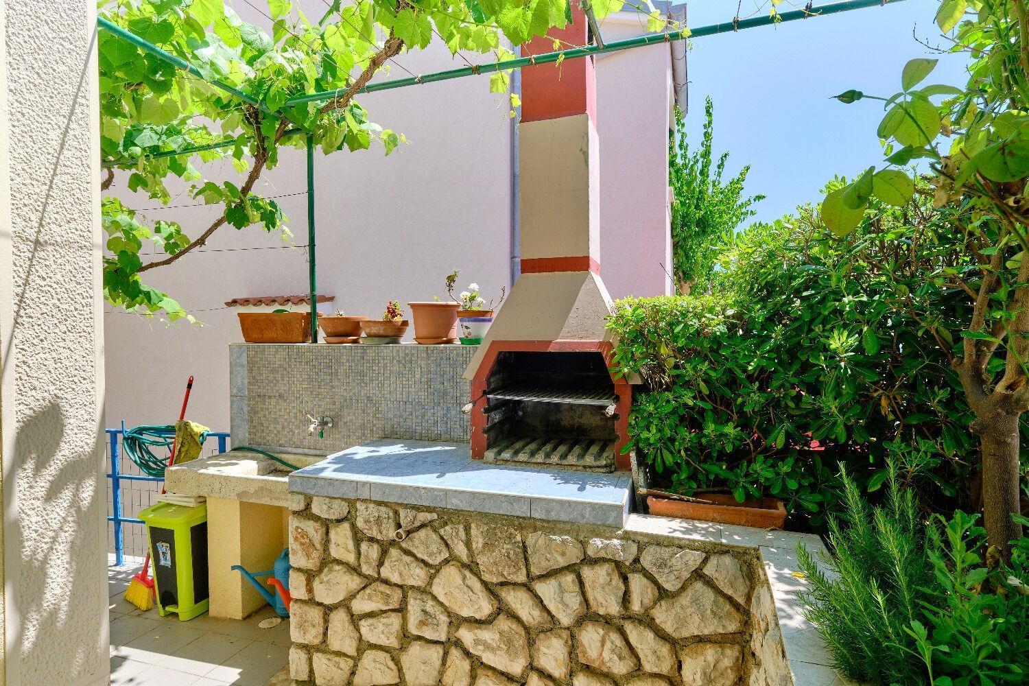 Apartments Nada - 150 M From Sea Mali Lošinj Exterior foto