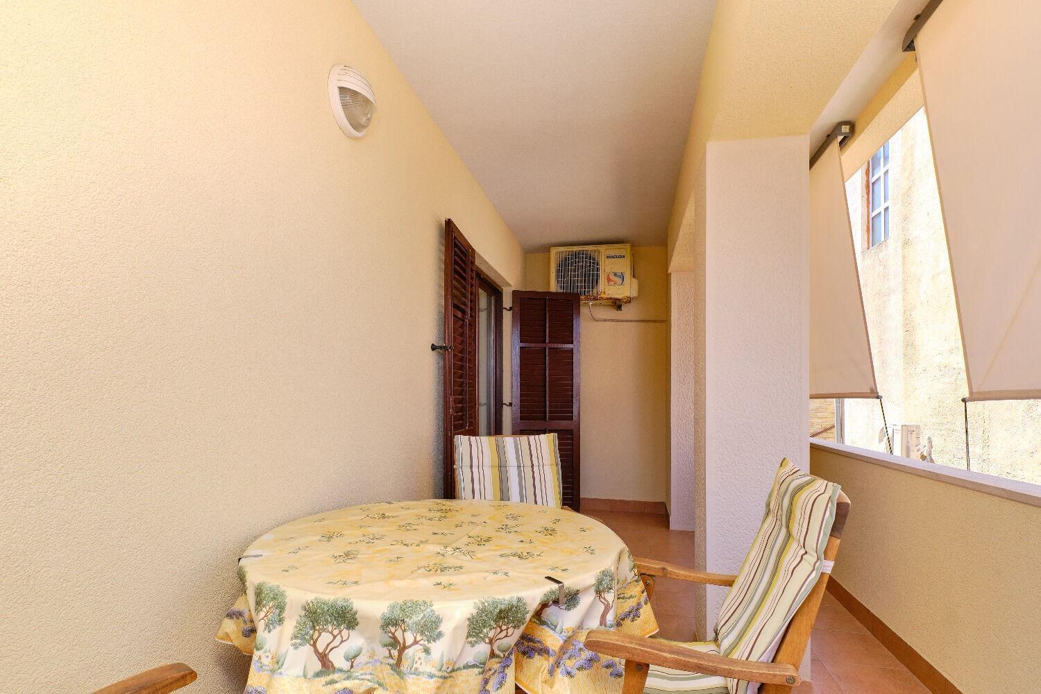 Apartments Nada - 150 M From Sea Mali Lošinj Exterior foto